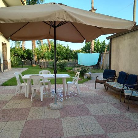 Appartamenti Giusi Con Giardino O Veranda Madonna della Catena Экстерьер фото