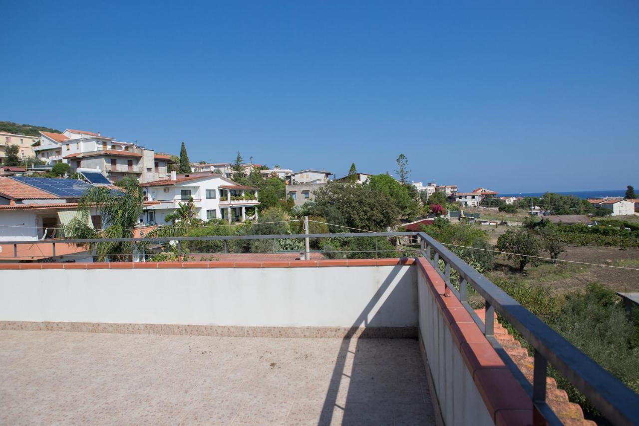 Appartamenti Giusi Con Giardino O Veranda Madonna della Catena Экстерьер фото