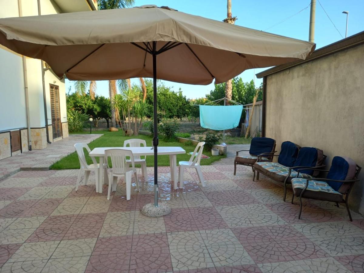 Appartamenti Giusi Con Giardino O Veranda Madonna della Catena Экстерьер фото